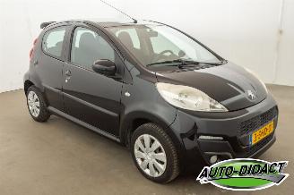 Peugeot 107 1.0 Airco Active picture 2