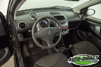 Peugeot 107 1.0 Airco Active picture 18