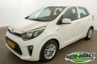 Schadeauto Kia Picanto 1.0 DPi 5p. Airco Camera DynamicLine 2020/12