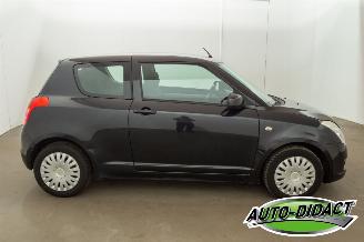 Suzuki Swift 1.3 Airco Cool picture 32