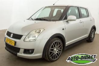 Schadeauto Suzuki Swift 1.3 Clima Bandit 2008/9