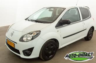 Unfallwagen Renault Twingo 1.2-16V Airco Collection 2011/10