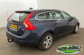 Volvo V-60 1.6 T3 Automaat Navi Clima Momentum picture 4