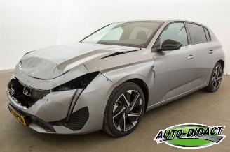 Schadeauto Peugeot 308 1.2 PureTech Automaat Navi Camera Clima Allure Pack Business 2023/6
