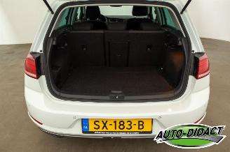 Volkswagen Golf 1.0 TSI Navi Camera Clima Comfortline picture 33