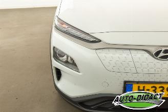 Hyundai Kona 64 kWh SOH 100% EV Comfort Camera Clima picture 31
