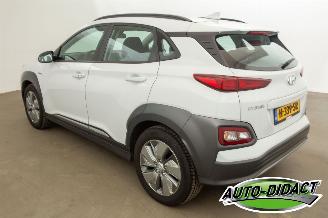 Hyundai Kona 64 kWh SOH 100% EV Comfort Camera Clima picture 4