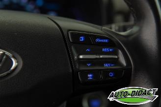 Hyundai Kona 64 kWh SOH 100% EV Comfort Camera Clima picture 17
