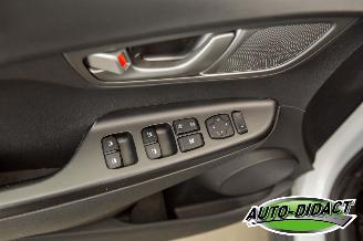Hyundai Kona 64 kWh SOH 100% EV Comfort Camera Clima picture 14