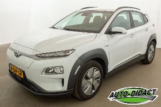 Hyundai Kona 64 kWh SOH 100% EV Comfort Camera Clima picture 2