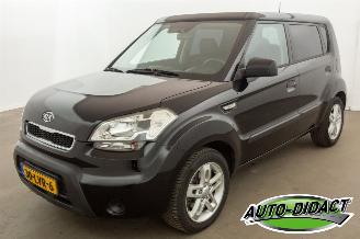 krockskadad bil auto Kia Soul 1.6 Airco X-pect Cool 2010/11
