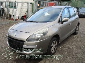 Autoverwertung Renault Scenic Scénic III (JZ) MPV 1.6 16V (K4M-858(K4M-R8)) [81kW]  (02-2009/09-20=
16) 2012