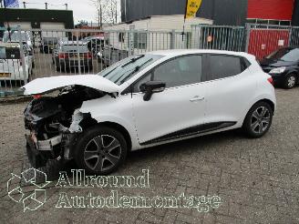 Renault Clio Clio IV (5R) Hatchback 5-drs 0.9 Energy TCE 90 12V (H4B-400(H4B-A4)) [=
66kW]  (11-2012/08-2021) picture 8
