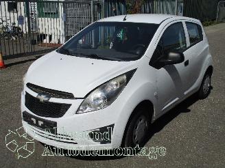 Purkuautot passenger cars Chevrolet Spark Spark (M300) Hatchback 1.0 16V Bifuel (LMT) [48kW]  (07-2010/12-2015) 2012