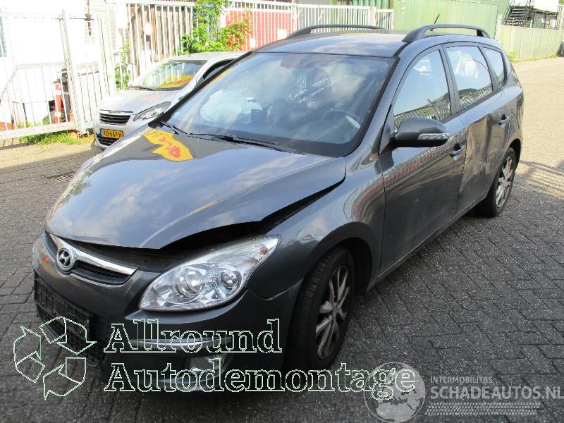 Hyundai I-30 i30 Crosswagon (WWH) Combi 1.6 CVVT 16V (G4FC-G) [93kW]  (02-2008/06-2=
012)