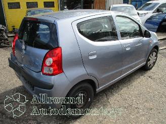 Nissan Pixo Pixo (D31S) Hatchback 1.0 12V (K10B(Euro 5)) [50kW]  (03-2009/10-2013)= picture 3