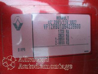 Renault Captur Captur I (2R) SUV 1.2 TCE 16V EDC (H5F-412(H5F-G4)) [87kW]  (01-2016/.=
=2E.) picture 14