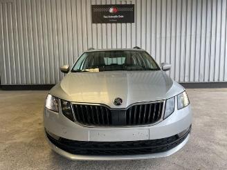 Skoda Octavia Combi Ambition Navigation picture 9