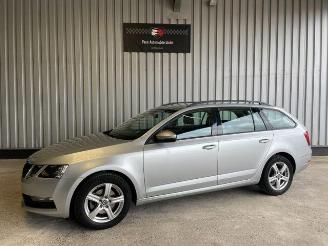 Gebrauchtwagen PKW Skoda Octavia Combi Ambition Navigation 2018/6
