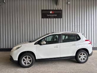 uszkodzony samochody osobowe Peugeot 2008 Active Autom / Panorama / Navigation 2016/4