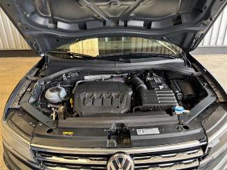 Volkswagen Tiguan OFFROAD 2.0 TSI 4Motion picture 16