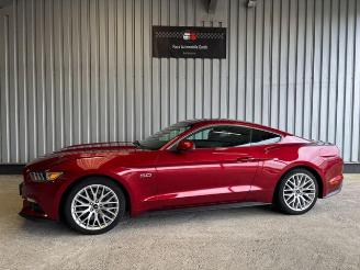 damaged passenger cars Ford Mustang GT V8 5.0 Coupe 2017/7