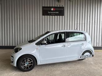 Auto incidentate Volkswagen Up! Geparda / Ellenator 2025/4