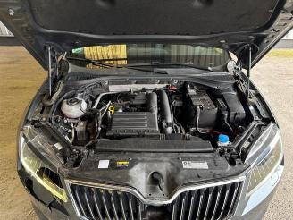 Skoda Superb Combi Ambition DSG / Panorama picture 15