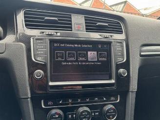 Volkswagen Golf VII Lim. GTD Panorama / Sound-System picture 16