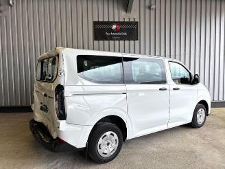 Ford Transit Custom Kombi 320 L1 FWD Trend 9-Sitzer picture 6