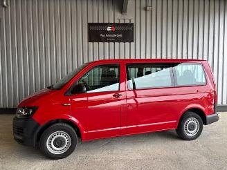 Vaurioauto  passenger cars Volkswagen Transporter  2018/8