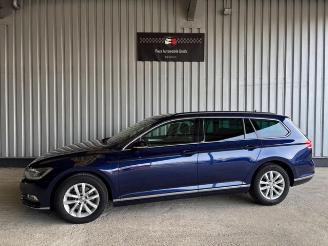Vaurioauto  passenger cars Volkswagen Passat Variant 2.0 TDI Comfortline DSG 2019/5