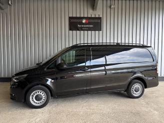 krockskadad bil auto Mercedes Vito Kasten 114 CDI RWD Lang / Automatic 2021/6