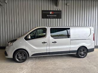 skadebil auto Nissan Nv300 L2H1 Navi / 5-Sitzer / R-Kamera 2019/7