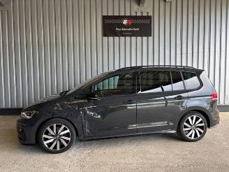 Vaurioauto  passenger cars Volkswagen Touran Highline R-Line Pano / 7-Sitzer / 800KM 2026/3