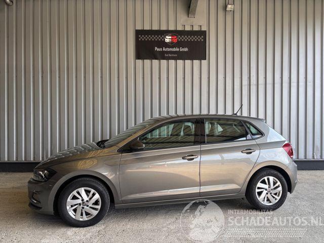 Volkswagen Polo VI 1.0 TSI Comfortline DSG / Navigation