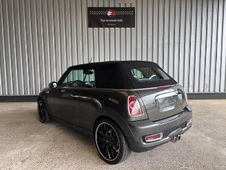 Mini Cooper S Cabrio Automatic / Navigation picture 6