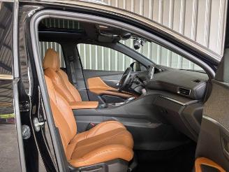 Peugeot 3008 1.5 BlueHDi EAT8 GT / Panorama picture 11