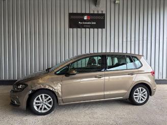 Schadeauto Volkswagen Golf Sportsvan VII 1.5 TSI Comfortline DSG 2018/3
