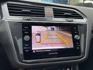 Volkswagen Tiguan 1.5 TSI Highline R-Line DSG / Panorama picture 17