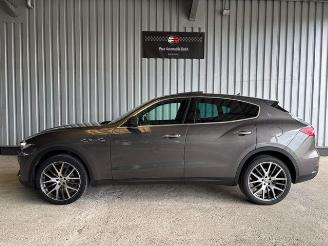 Maserati Levante GranSport Diesel Panorama / Luft picture 3