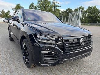Volkswagen Touareg 3.0 TDI R-Line 4Motion Panorama picture 19