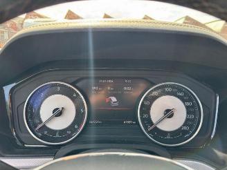Volkswagen Touareg 3.0 TDI R-Line 4Motion Panorama picture 42