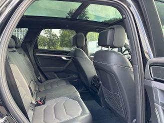 Volkswagen Touareg 3.0 TDI R-Line 4Motion Panorama picture 26
