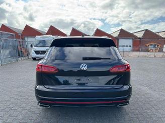 Volkswagen Touareg 3.0 TDI R-Line 4Motion Panorama picture 11