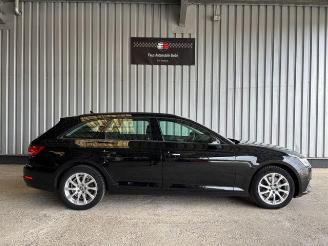 Audi A4 Avant 2.0 TDI S-Tronic / Navigation picture 7