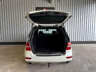 Mercedes ML 450 CDI V8 Schiebedach / Luft picture 13