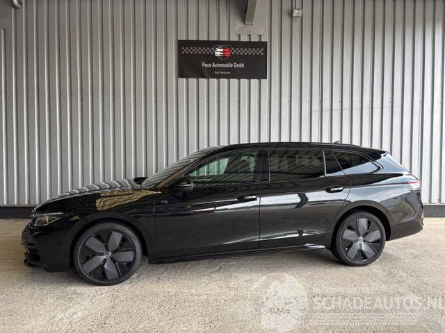 Volkswagen Passat Variant 2.0 TDI 4Motion R-Line