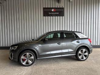 krockskadad bil auto Audi Q2 35 TFSI S-line S-Tronic / Panorama / AHK 2023/8