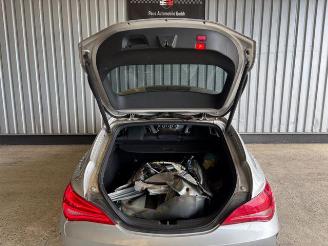 Mercedes Cla-klasse 200 Shooting Brake AMG-Line Panorama picture 18